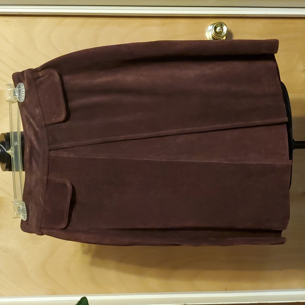 Wilson's dark burgundy suede skirt in size 12 NWOT.